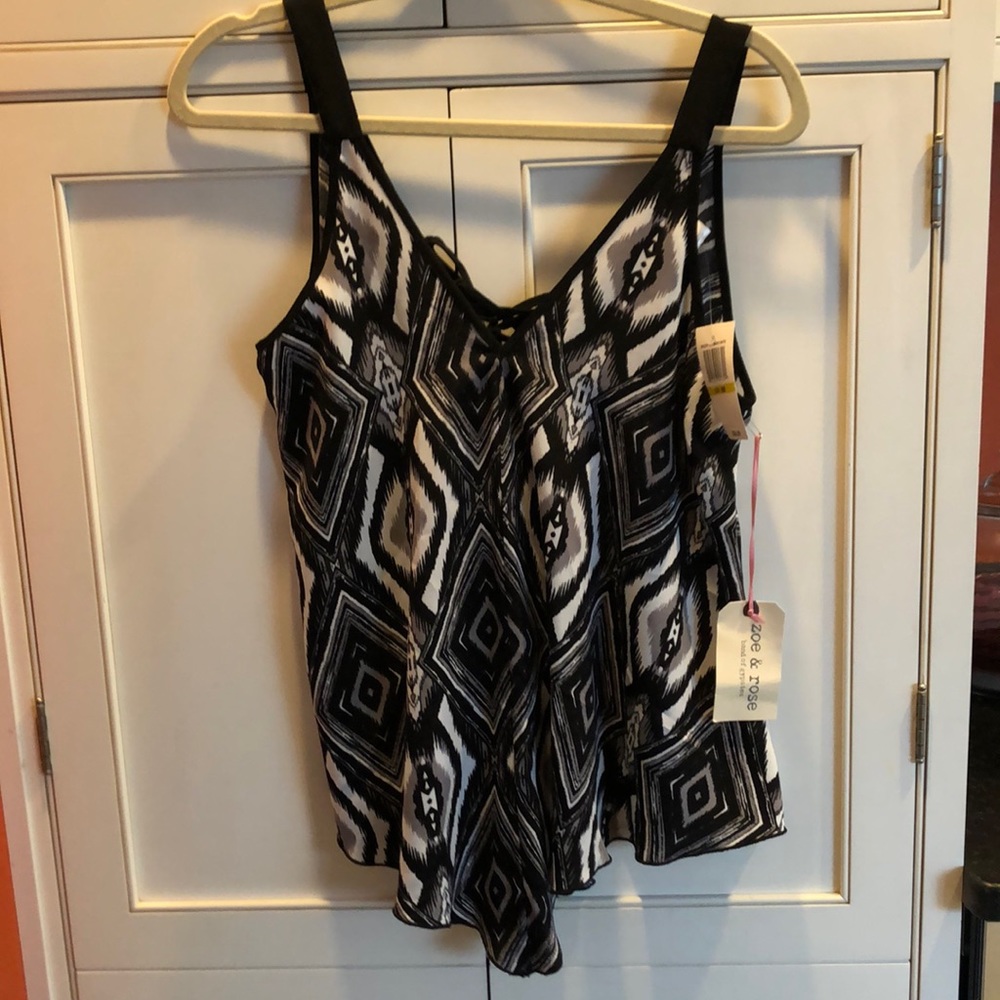 Zoe and Rose Top